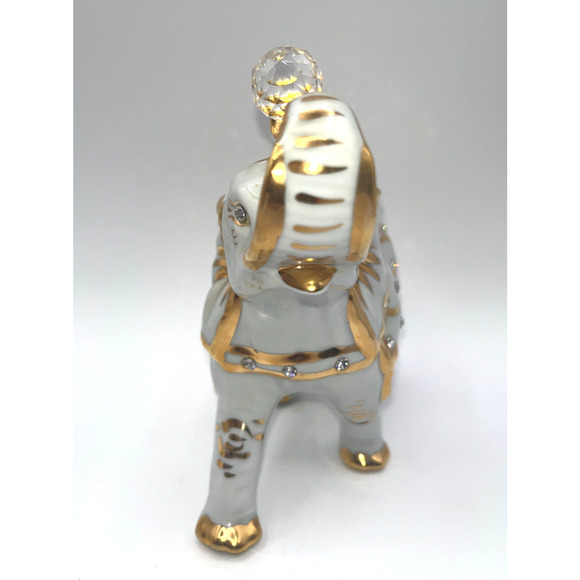 Vintage Capodimonte figurine Elephant with Big Swarovski Crystal Ball Holding - Picture 5 of 16